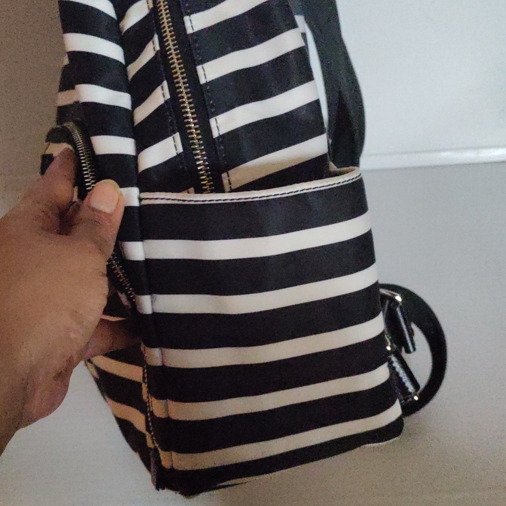 Kate Spade Black & White Backpack large - Picture 5 of 16